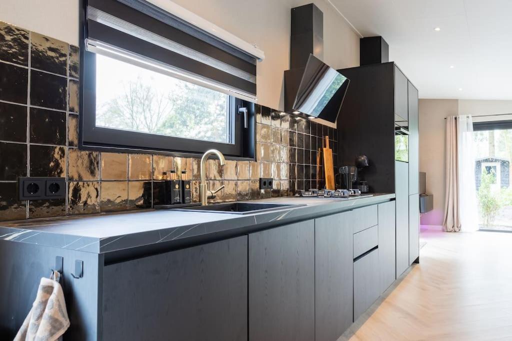 Veluwe Boutique Lodge Путен Екстериор снимка