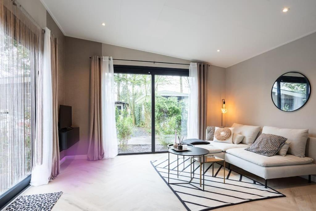 Veluwe Boutique Lodge Путен Екстериор снимка